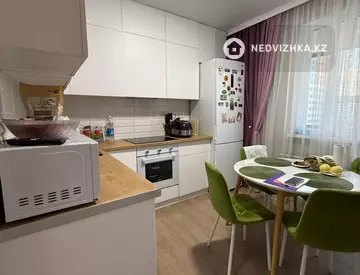 4-комнатная квартира, этаж 5 из 9, 94 м², миниатюра 7