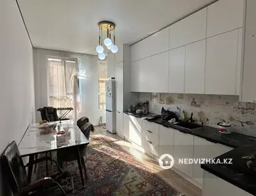 2-комнатная квартира, этаж 3 из 13, 48 м²