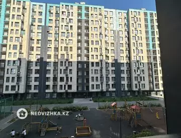 2-комнатная квартира, этаж 3 из 13, 48 м², миниатюра 9