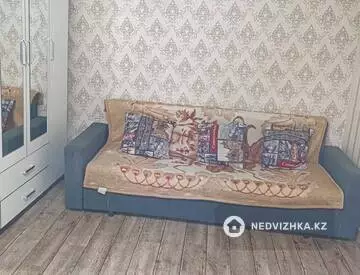 1-комнатная квартира, этаж 3 из 4, 37 м², На длительный срок