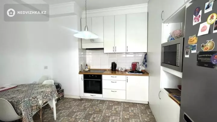 2-комнатная квартира, этаж 18 из 19, 60 м², фотография 3