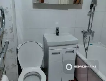 2-комнатная квартира, этаж 3 из 5, 43 м², миниатюра 7