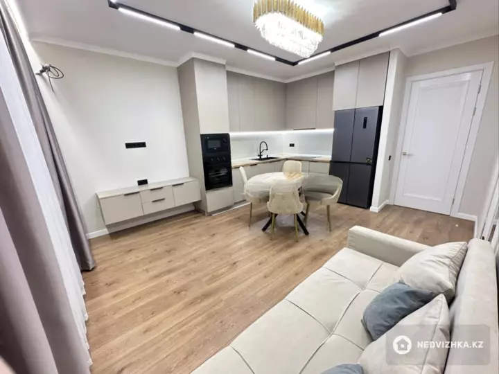 2-комнатная квартира, этаж 7 из 12, 71 м²