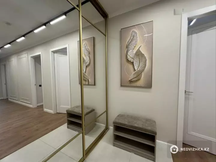 2-комнатная квартира, этаж 7 из 12, 71 м², фотография 5