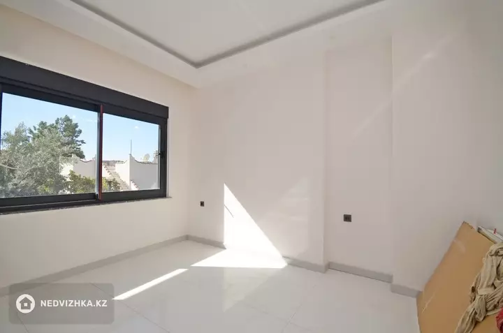 2-комнатная квартира, этаж 1 из 5, 50 м², фотография 5