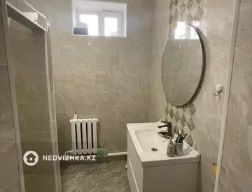 6-комнатный дом, 8.3 соток, 200 м², На длительный срок