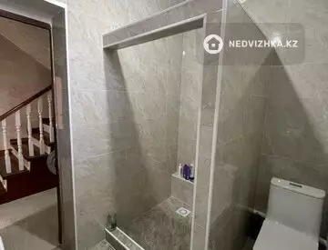 6-комнатный дом, 8.3 соток, 200 м², На длительный срок