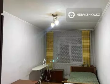 2-комнатная квартира, этаж 3 из 4, 44 м², миниатюра 1