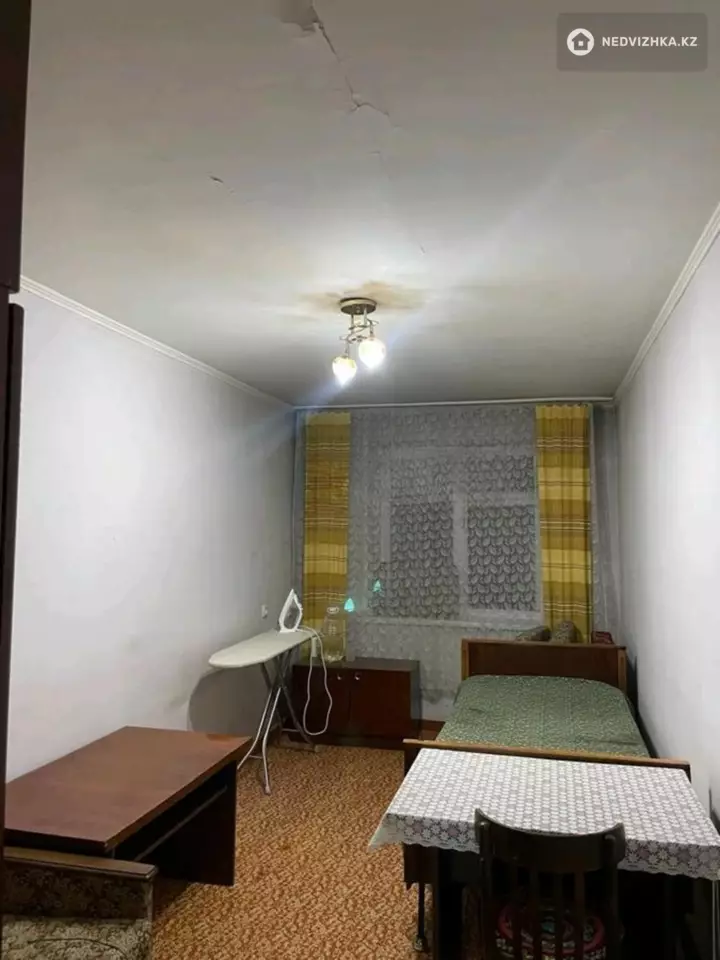 2-комнатная квартира, этаж 3 из 4, 44 м²