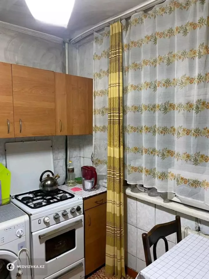 2-комнатная квартира, этаж 3 из 4, 44 м², фотография 4