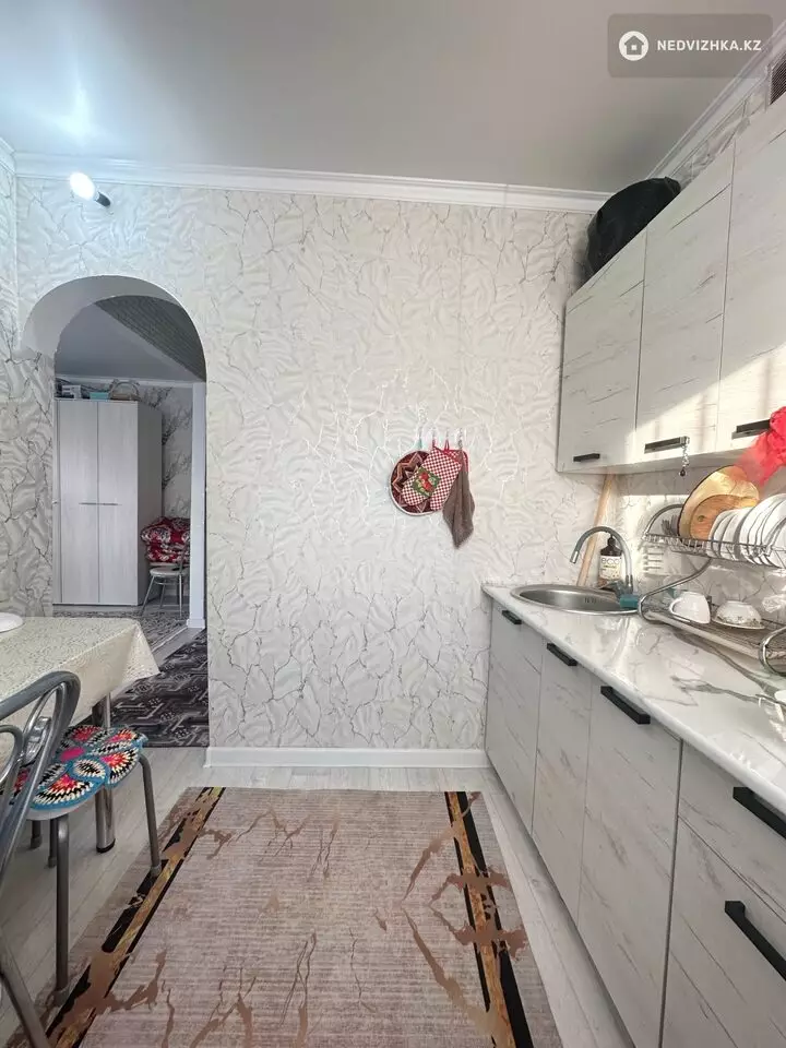 1-комнатная квартира, этаж 4 из 4, 31 м², фотография 4