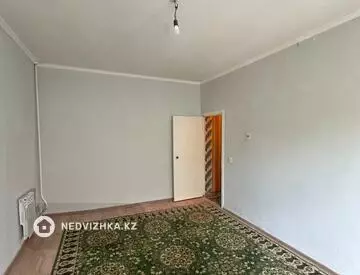 1-комнатная квартира, этаж 4 из 5, 36 м²