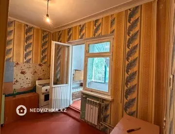 1-комнатная квартира, этаж 4 из 5, 36 м²