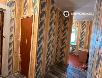 1-комнатная квартира, этаж 4 из 5, 36 м²