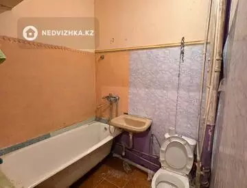1-комнатная квартира, этаж 4 из 5, 36 м², миниатюра 7