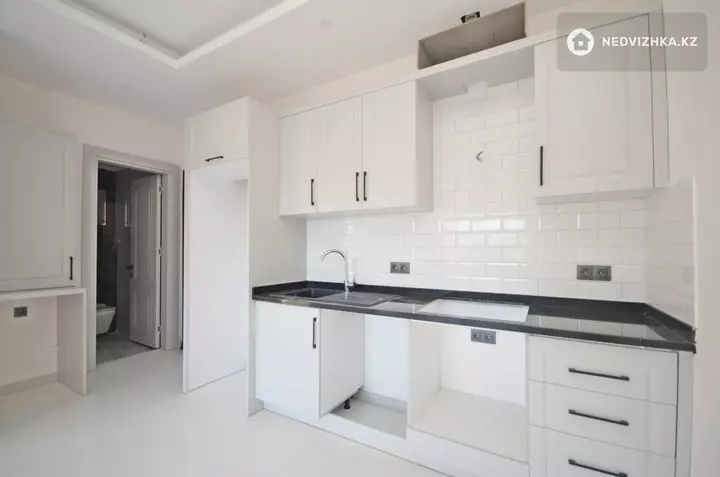 2-комнатная квартира, этаж 2 из 6, 50 м², фотография 2