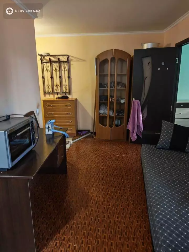 2-комнатная квартира, этаж 3 из 4, 45 м², На длительный срок, фотография 2