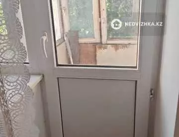 2-комнатная квартира, этаж 3 из 4, 45 м², На длительный срок