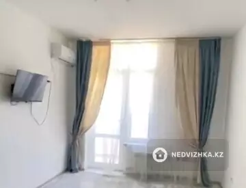 1-комнатная квартира, этаж 7 из 12, 50 м², На длительный срок