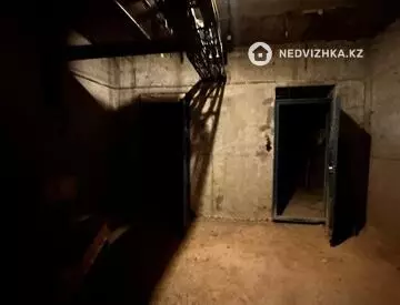 Офис, Магазин и др., 14 этажей, 220 м²