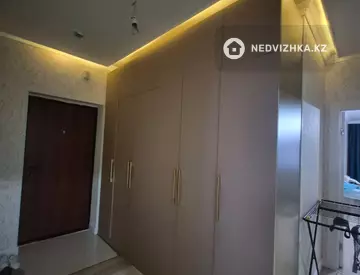 2-комнатная квартира, этаж 13 из 13, 80 м², миниатюра 5