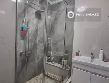 2-комнатная квартира, этаж 13 из 13, 80 м², миниатюра 9