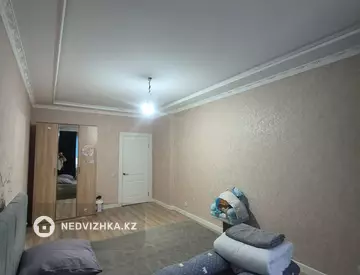 2-комнатная квартира, этаж 13 из 13, 80 м², миниатюра 11