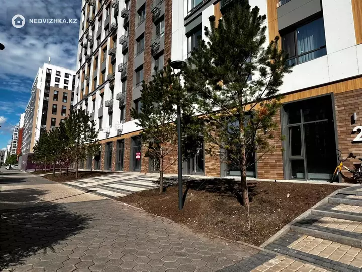 2-комнатная квартира, этаж 2 из 12, 56 м²