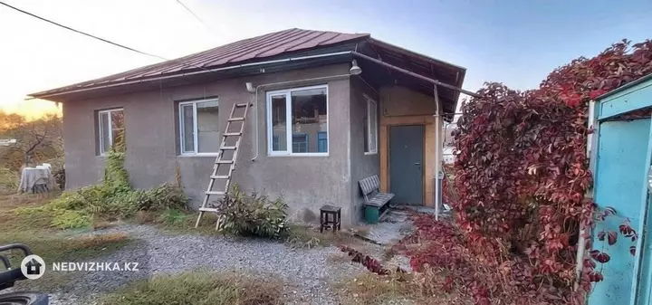 4-комнатный дом, 12 соток, 74 м²