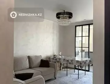 3-комнатная квартира, этаж 1 из 5, 100 м², миниатюра 2
