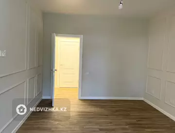 2-комнатная квартира, этаж 2 из 3, 52 м², миниатюра 6