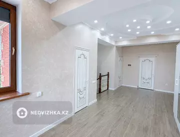4-комнатный дом, 6 соток, 200 м², миниатюра 10