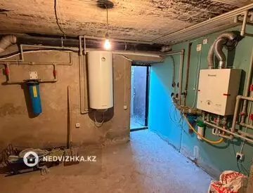 4-комнатный дом, 6 соток, 200 м², миниатюра 3
