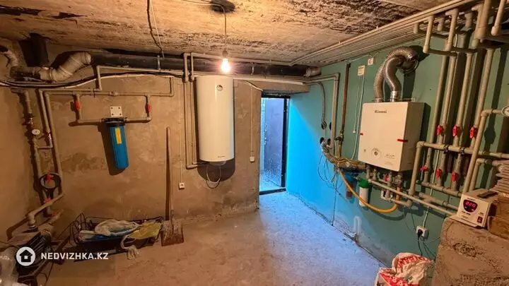 4-комнатный дом, 6 соток, 200 м², фотография 3