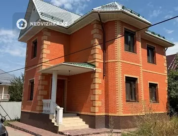 4-комнатный дом, 6 соток, 200 м², миниатюра 1