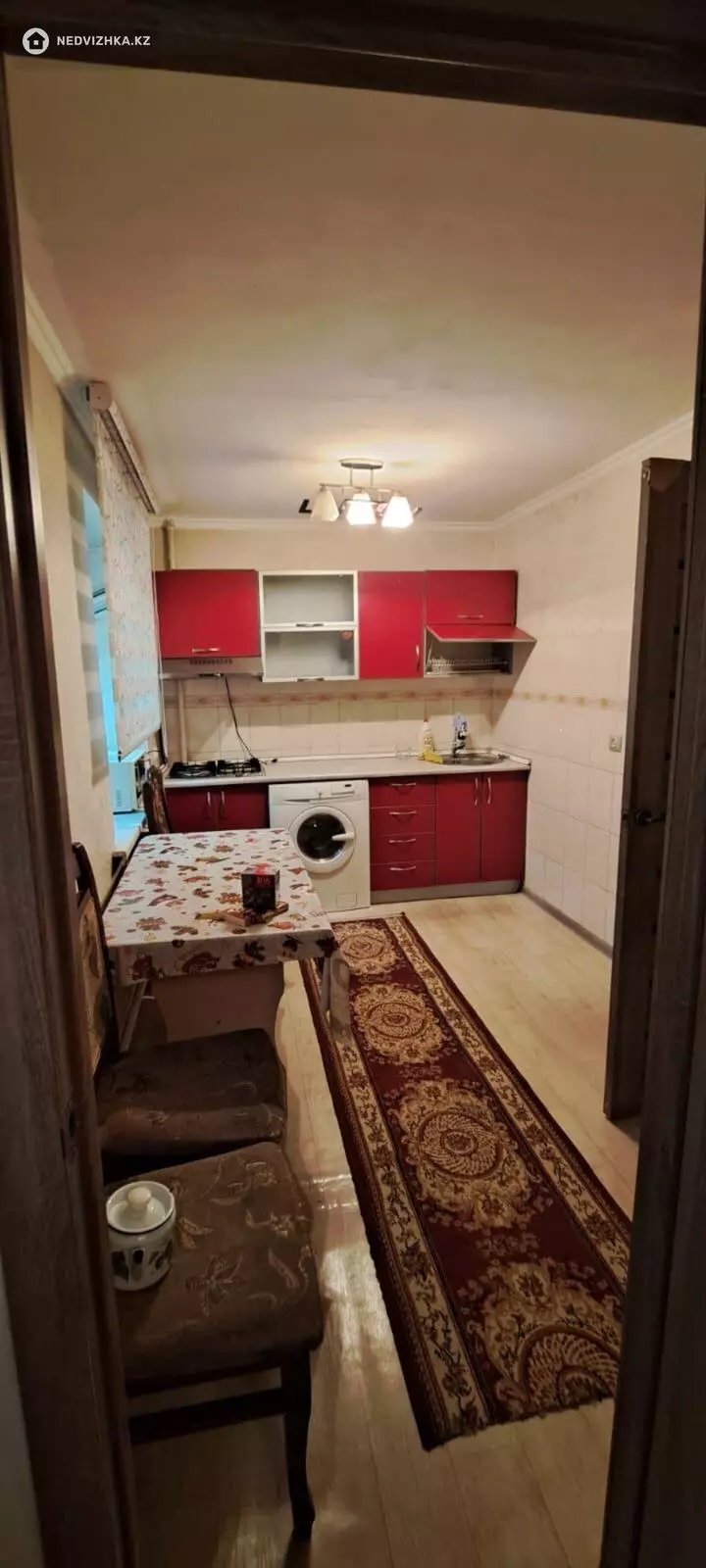 2-комнатная квартира, этаж 2 из 3, 40 м², фотография 2