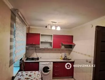 2-комнатная квартира, этаж 2 из 3, 40 м²