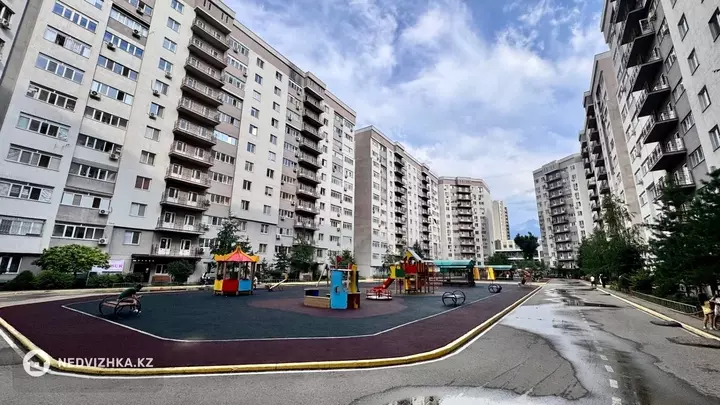 1-комнатная квартира, этаж 12 из 12, 46 м²