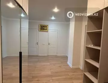 2-комнатная квартира, этаж 3 из 13, 71 м²