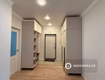2-комнатная квартира, этаж 3 из 13, 71 м²
