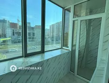 2-комнатная квартира, этаж 3 из 13, 71 м², миниатюра 10