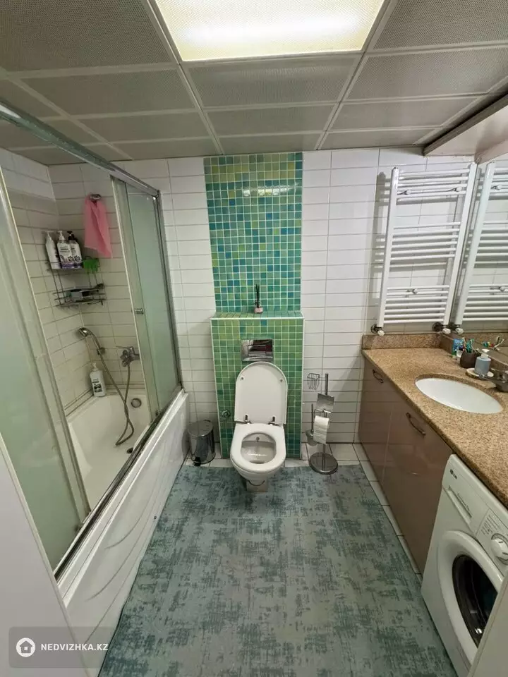 2-комнатная квартира, этаж 4 из 16, 72 м², фотография 2