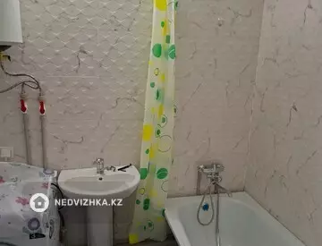 3-комнатная квартира, этаж 5 из 9, 3 м², На длительный срок