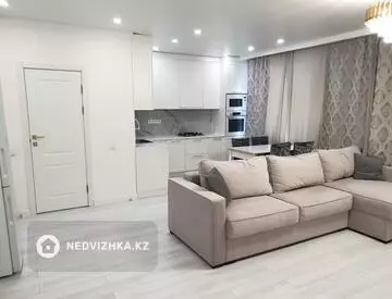 2-комнатная квартира, этаж 3 из 4, 56 м², На длительный срок
