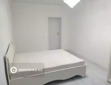 2-комнатная квартира, этаж 3 из 4, 56 м², На длительный срок, миниатюра 6