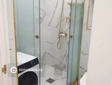 2-комнатная квартира, этаж 3 из 4, 56 м², На длительный срок, миниатюра 7