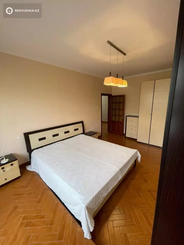 3-комнатная квартира, этаж 5 из 6, 86 м², фотография 4