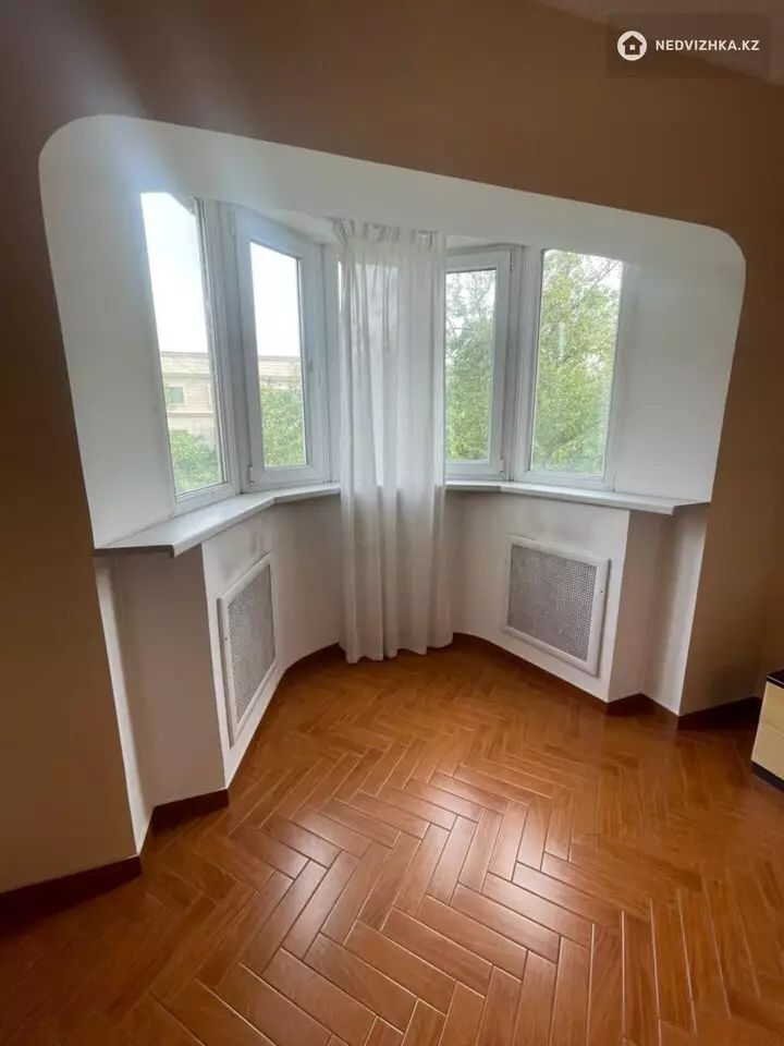 3-комнатная квартира, этаж 5 из 6, 86 м², фотография 5