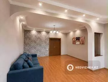 3-комнатная квартира, этаж 11 из 17, 115 м², миниатюра 1