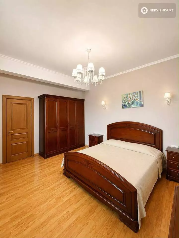 3-комнатная квартира, этаж 11 из 17, 115 м², фотография 2